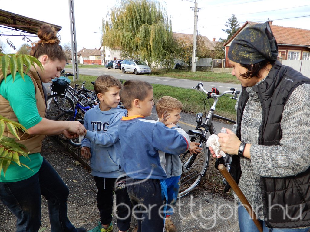 Közösségi faültetés Berettyóújfaluban 84